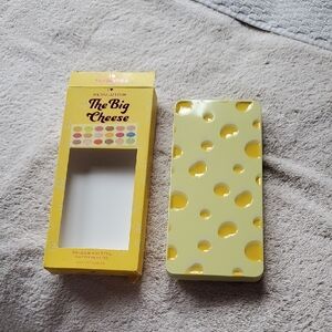 I Heart Revolution The Big Cheese Palette